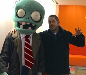 Jason Bay poses with a zombie by Rich Werner, 2D Artist